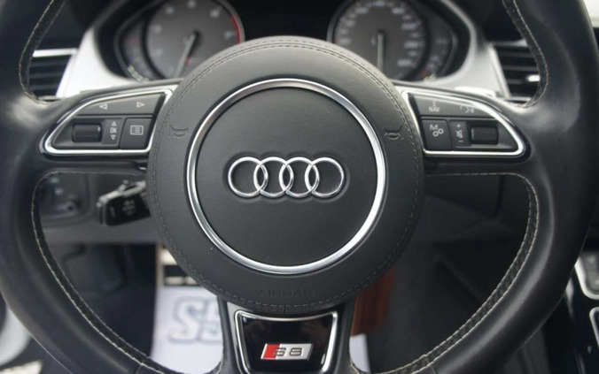 Audi S8 cena 149900 przebieg: 131000, rok produkcji 2012 z Hajnówka małe 596